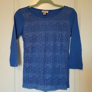 Adorable LOFT blue lace t-shirt - Size XS